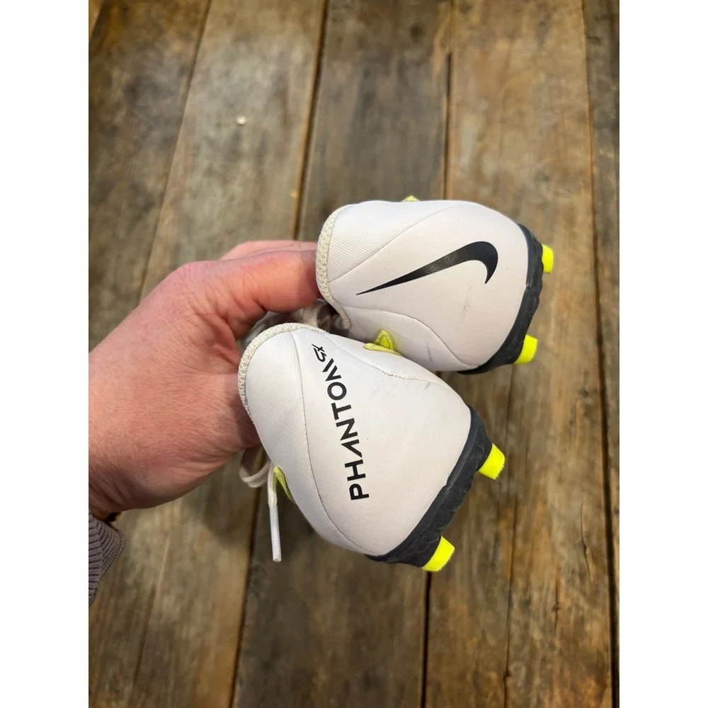 Nike phantom Soccer‎ Cleats